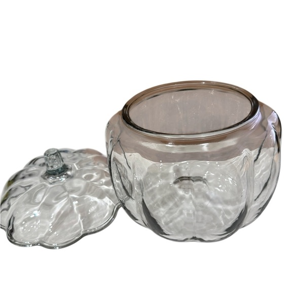 Anchor Hocking Clear Glass Pumpkin Candy Cookies  Canister With Lid 8 X 6 inches - Picture 2 of 5